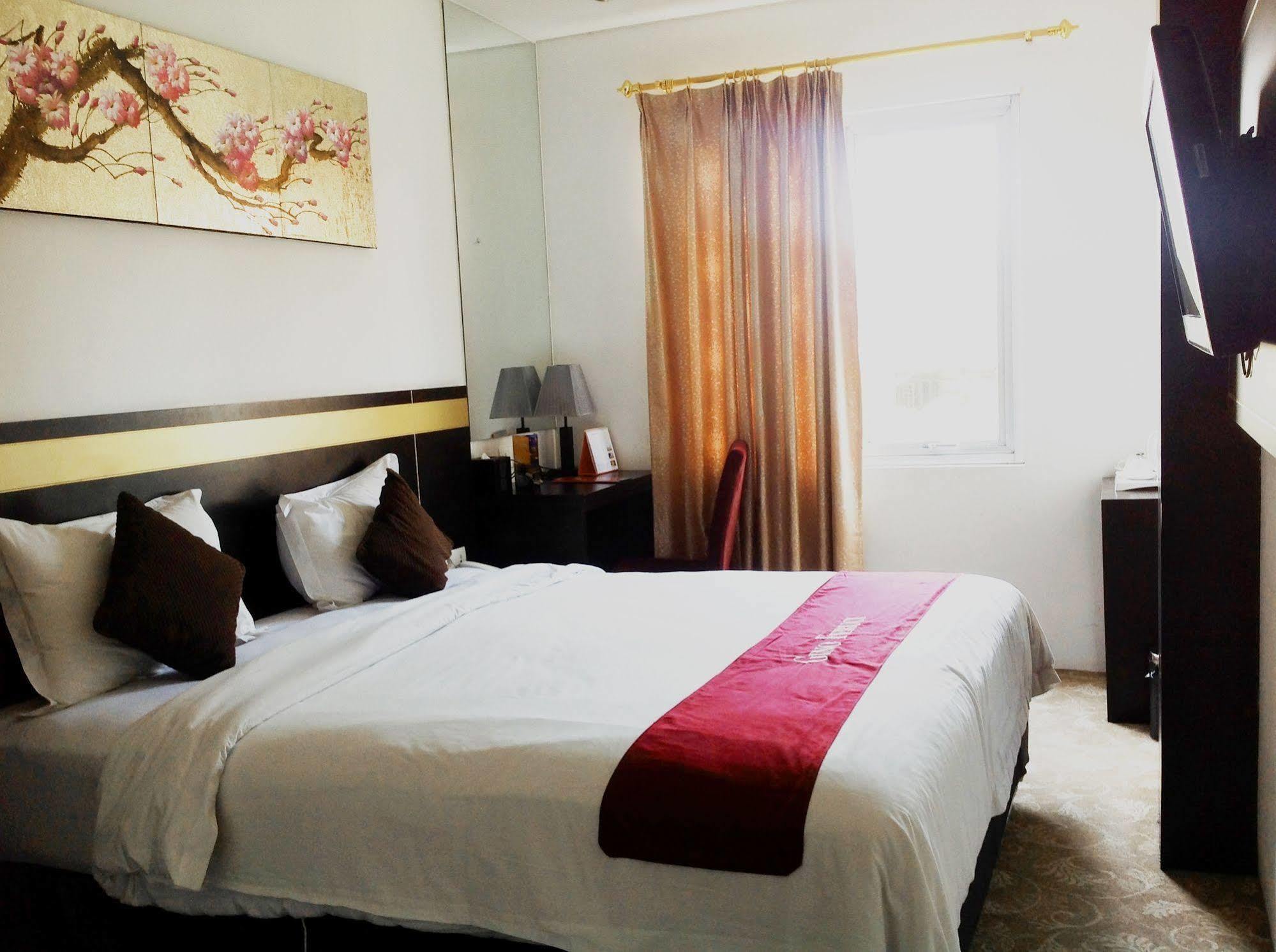 Gino Feruci Kebon Jati By Kagum Hotels Bandung Eksteriør bilde